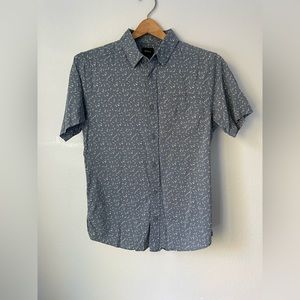 Men’s RVCA Short Sleeve Slim Fit Casual Patterned Button Down, Small